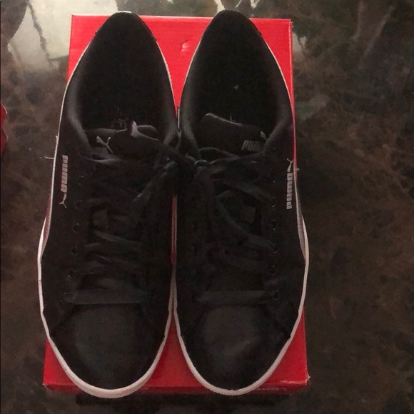 PUMA - Picture 1 of 2